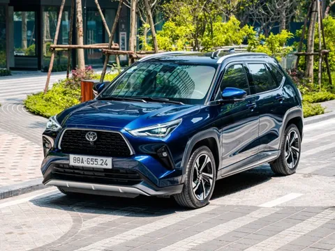 Đằng sau ưu đãi 40 triệu đồng cho pin xe hybrid của Toyota