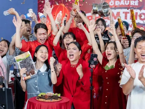 Các xưởng livestream ở Việt Nam đang hoạt động ra sao?