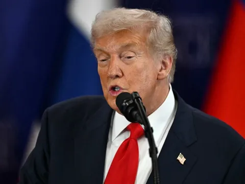 Ông Trump chê Chủ tịch Fed 'bất tài', nói sẽ sớm có người mới thay thế
