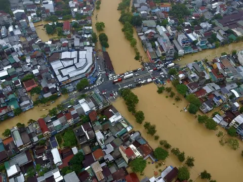 Cảnh lũ lịch sử bủa vây Huế, Đà Nẵng, Hội An