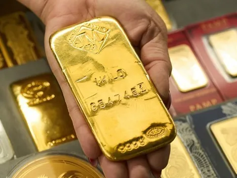 Giá vàng thế giới lao dốc: Chuyên gia lý giải nguyên nhân