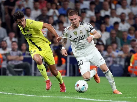 Mastantuono trở lại mặt đất