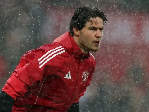 Hiện tượng ở Old Trafford