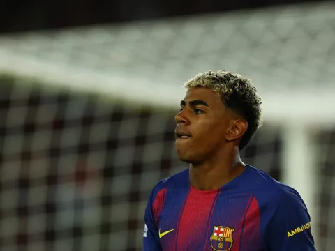 Yamal dẫn đầu dàn sao Barca hủy theo dõi Carvajal