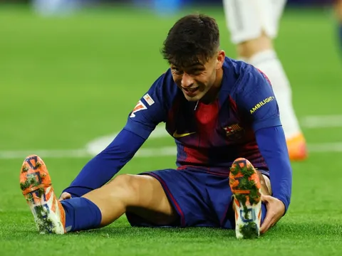 Cú sốc với Pedri