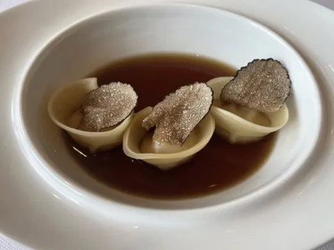 Lợi ích của “kim cương đen” trong thực đơn Hàn Quốc chiêu đãi lãnh đạo APEC