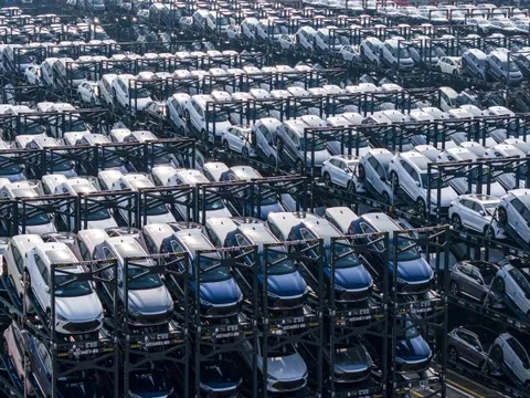 Cung vượt xa cầu, Trung Quốc loại xe điện khỏi "danh sách ưu tiên" trong kế hoạch phát triển mới