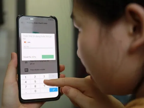 Ai từng mua hàng từ Facebook “Hiếu Decal”, “Tham Vinh”, “Miều Lê”… liên hệ ngay cơ quan chức năng