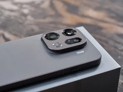 Oppo Find X9 Pro - đối thủ kiêm trợ thủ của iPhone 17 Pro Max