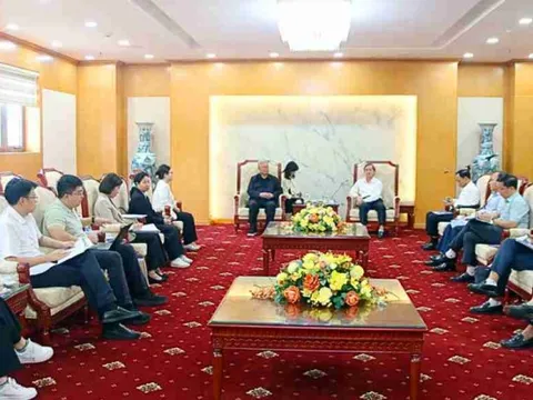 Tập đoàn Công nghiệp điện tử Trung Quốc muốn đầu tư vào năng lượng mới tại Thái Nguyên