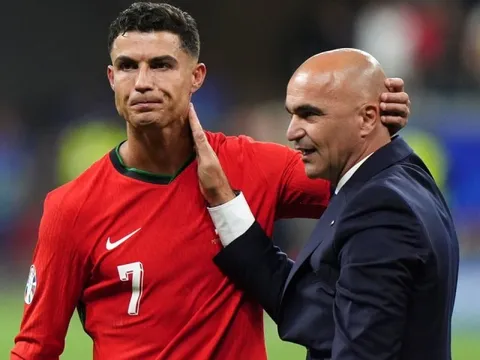 Ronaldo đang làm việc với một HLV tệ hại?