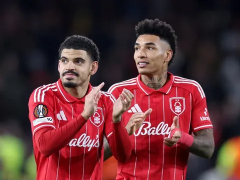 Đối thủ ngỡ ngàng trước màn 'lột xác' của MU