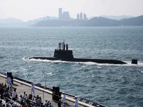Ông Trump chấp thuận cho Hàn Quốc sở hữu tàu ngầm hạt nhân