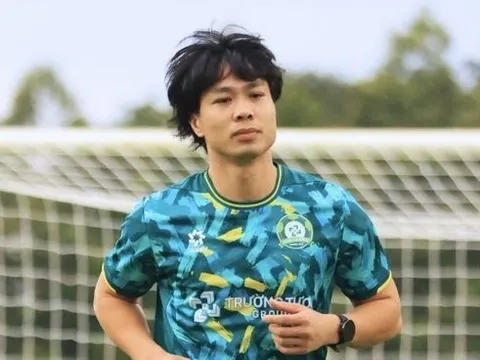 Công Phượng báo tin vui