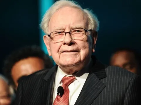 Giai đoạn 'bình thường mới' tại Berkshire Hathaway: Không còn thư gửi cổ đông thường niên, nhà đầu tư coi Warren Buffett đã 'về vườn'