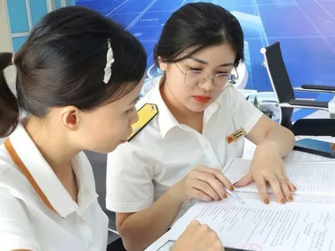 Đề xuất cơ chế đảm bảo thu nhập, tiền lương đối với công chức Thuế, Hải quan
