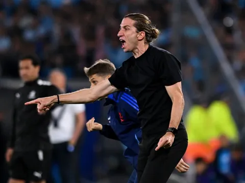 Một bước nữa để Filipe Luis đi vào lịch sử