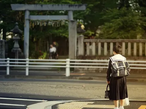 Nhật Bản báo động tình trạng học sinh nghỉ học dài hạn tăng mạnh