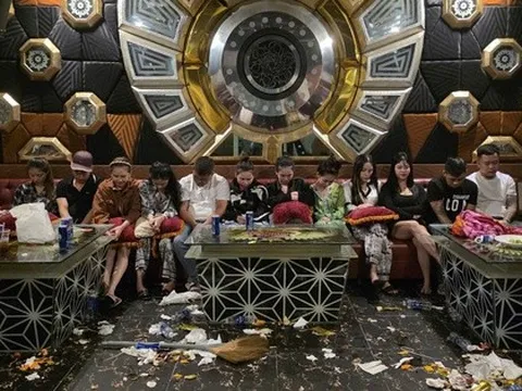 Bắt quả tang 25 đối tượng tại phòng karaoke “VIP 8888” và “VIP 9999”