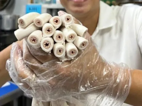 Phản ứng của Lòng Chát khi bị xử phạt