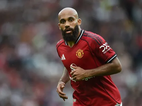 Arsenal sai lầm khi không chiêu mộ Mbeumo?