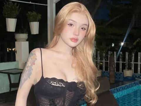 Em gái chuyển giới nói về tình trạng DJ Ngân 98 trong trại tạm giam