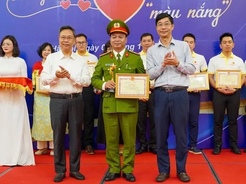 Chiến sĩ 61 lần hiến máu, tiểu cầu lái xe "0 đồng" chở bệnh nhân nghèo