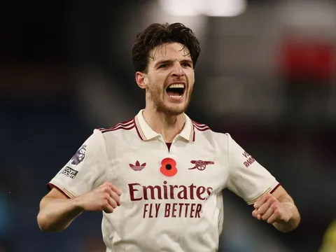 Kỷ lục 'điên rồ' của Arsenal