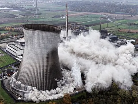 Sau tiếng nổ lớn, công trình điện hạt nhân quan trọng trong 6 thập kỷ ở Đức sụp đổ: Chuyện gì đã xảy ra?