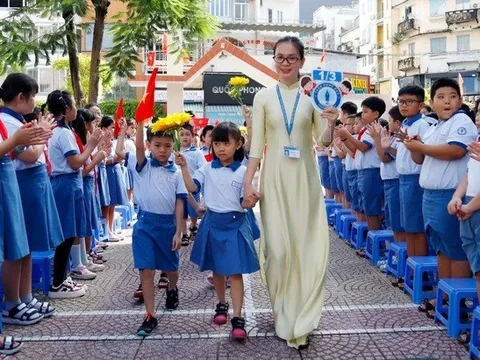 Giáo dục vươn mình ra thế giới