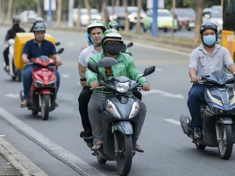 400.000 tài xế TP.HCM chuyển đổi xe điện: Chuyên gia, ứng dụng nói gì?