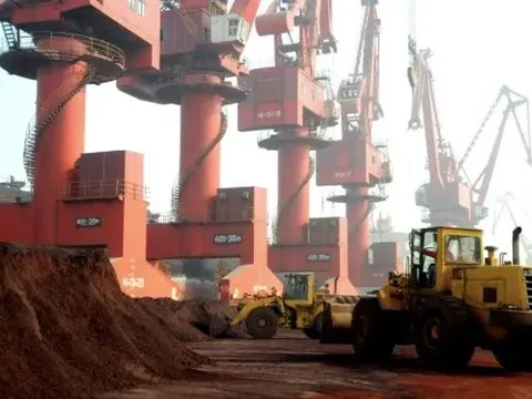 'Ngòi nổ' khiến ông Trump tung đòn thuế 100% với Trung Quốc