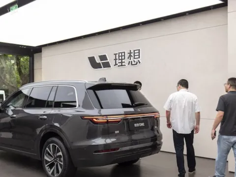 Lại thêm 1 hãng ô tô điện Trung Quốc phải triệu hồi 11.000 xe sau sự cố bốc cháy ngay giữa đường phố