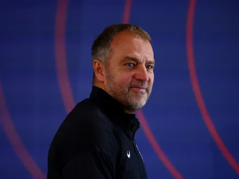 HLV Flick lập thành tích vô tiền khoáng hậu