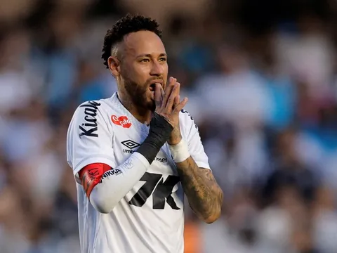 Neymar lại bị Brazil gạch tên