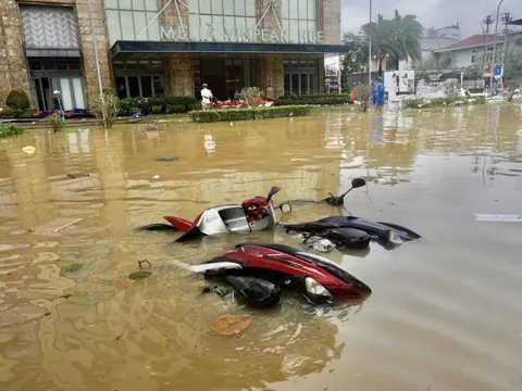 Khu đô thị đắt đỏ nhất Huế chìm trong biển nước