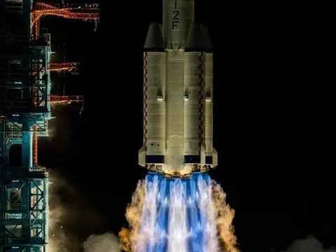 Sau tiếng nổ lớn, Trung Quốc đưa thành công 4 con chuột vào vũ trụ: Rốt cuộc họ đang toan tính điều gì?