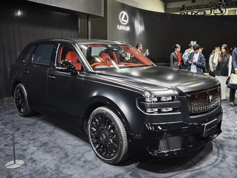 Ngắm bộ đôi xe siêu sang thương hiệu Century của Toyota