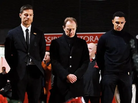 Hành động đẹp của Real Madrid trước thềm đại chiến Liverpool