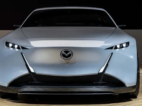 Mazda chính thức công bố logo mới
