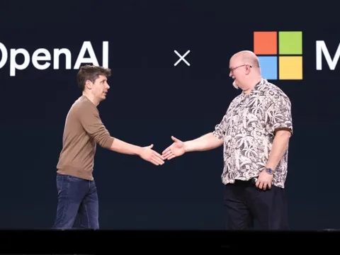 OpenAI quá lớn để sụp đổ