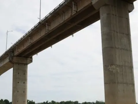 Trụ cầu sông Lô trơ cốt thép, Bộ Xây dựng yêu cầu kiểm định chất lượng