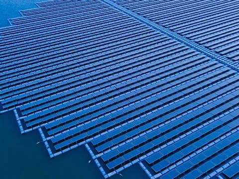 Phát minh có thể làm rung chuyển ngành năng lượng tái tạo của Trung Quốc: Công nghệ ‘hứng’ hạt mưa rơi trên mặt nước tạo ra điện, giảm 50% chi phí, tiết kiệm đất