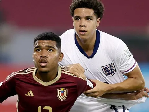 Địa chấn ở VCK U17 World Cup