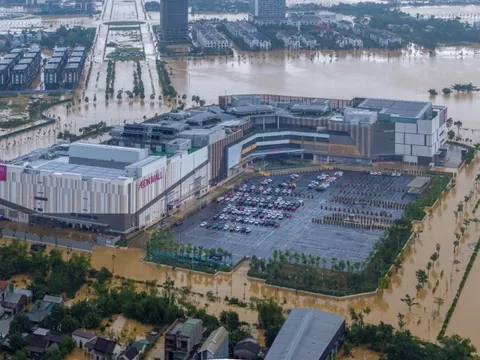 Vì sao Aeon Mall vẫn khô ráo dù nằm ở 'rốn lũ' của Huế?