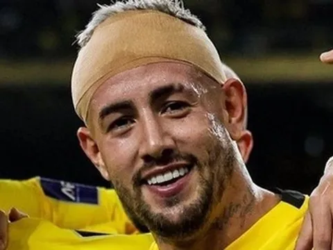 Cầu thủ nhập tịch Malaysia có động thái bất ngờ