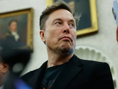 Cuộc họp thập kỷ quyết định số phận của Elon Musk: Hoặc là có cơ hội trở thành nghìn tỷ phú đầu tiên hoặc phải rời bỏ Tesla mãi mãi