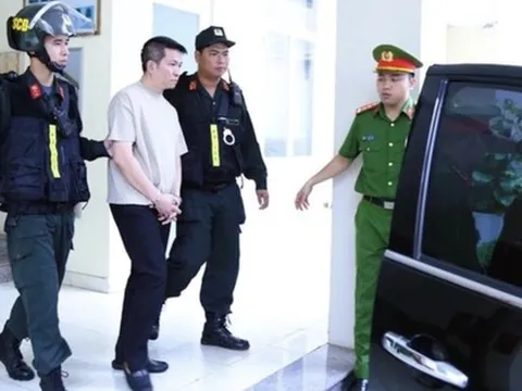 Khách hàng từng mua sản phẩm giả của chồng ca sĩ Đoàn Di Băng kiện được không?