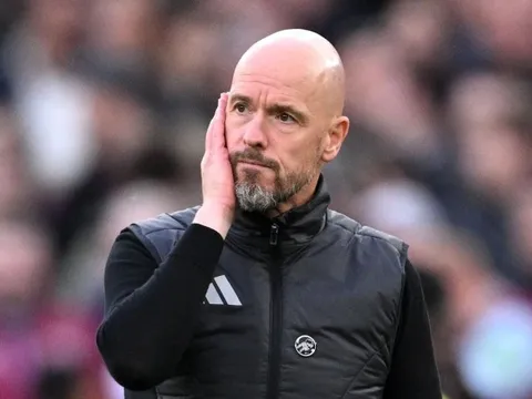 Ten Hag được săn đón