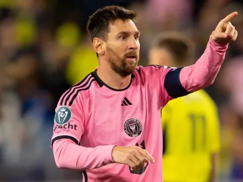 Galatasaray muốn mượn Messi trong ba tháng